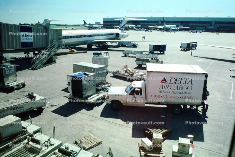 Delta Air Cargo Truck, Ground Equipment, Lots o' Planes, Terminals, Gates, Piers, Buildings