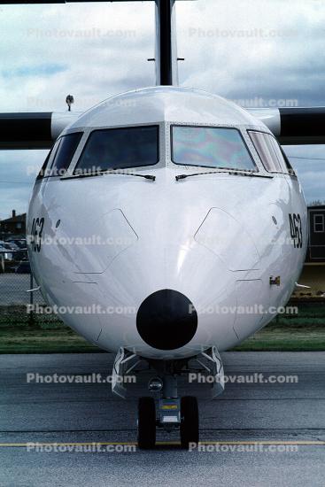 de Havilland Canada Dash-8, nose