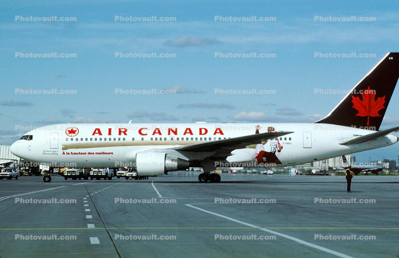 Boeing 767-233ER, Air Canada ACA, C-FBEG