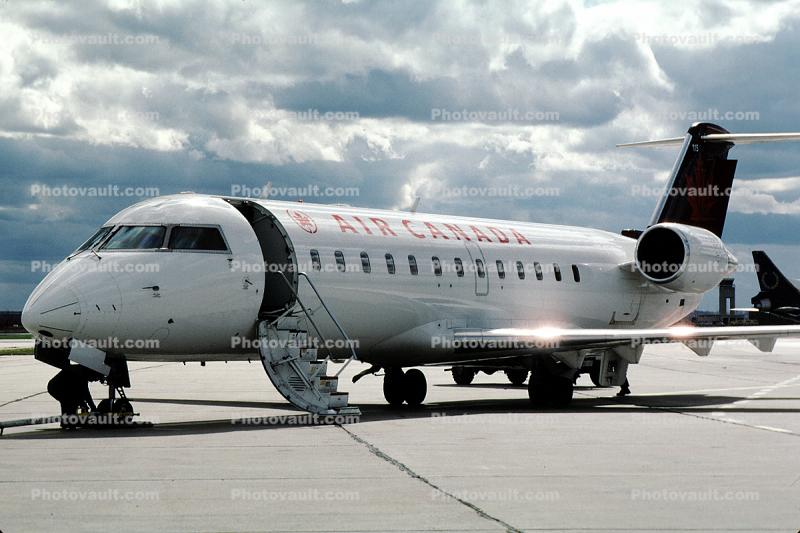 C-FWJB, Bombardier-Canadair Regional Jet CRJ-100ER, Air Canada ACA