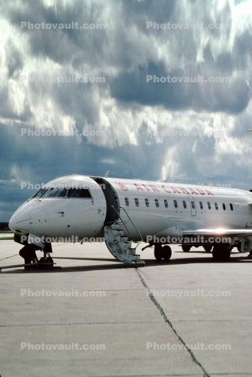 C-FWJB, Bombardier-Canadair Regional Jet CRJ, Air Canada ACA