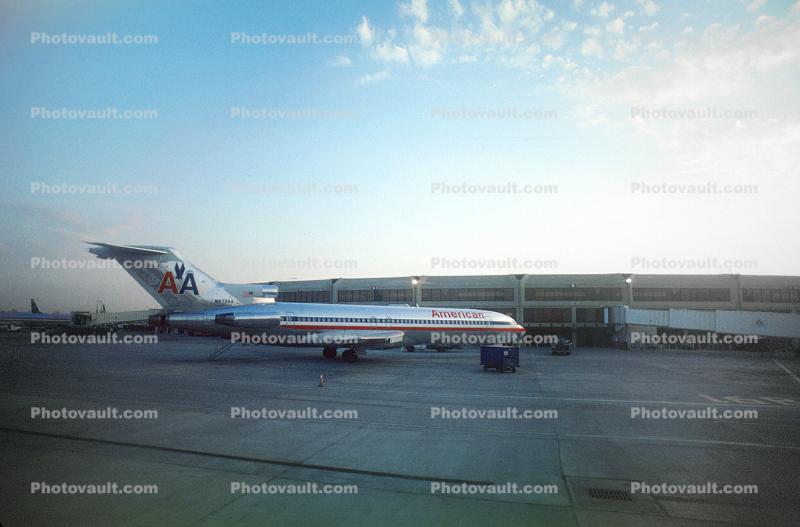 Terminal Buildings, exterior, N879AA, Boeing 727-223, American Airlines AAL, 727-200 series