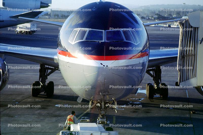 N648US, US Airways, Boeing 767-201ER, CF6
