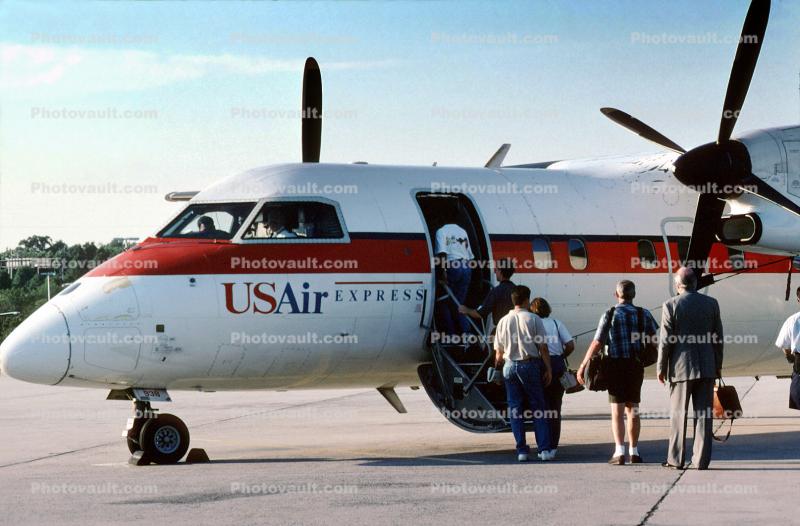 N938HA, US Air Express, De Havilland DHC-8-102, Piedmont Airlines