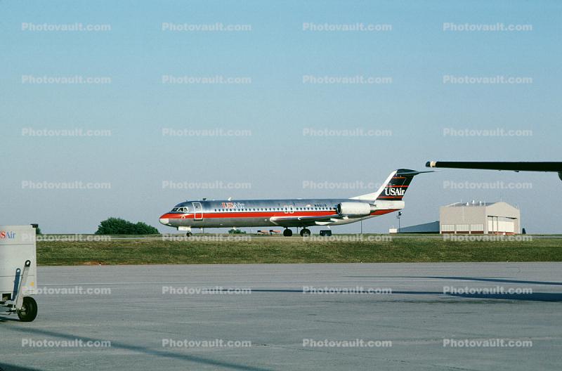 N861US, US Airways AWE, Fokker F28-0100, F-28