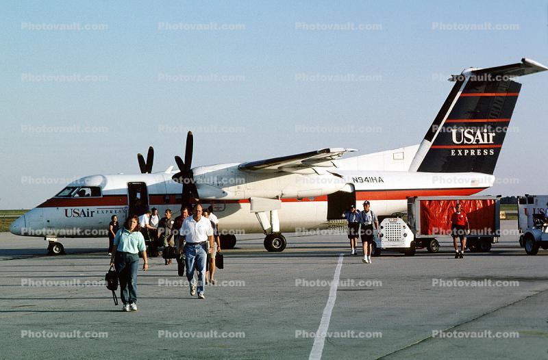 N941HA, USAir Express AWE, de Havilland Canada DHC-8 102