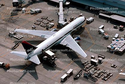 N152DL, Boeing 767-3P6ER, Delta Air Lines, CF6, 767-300 series