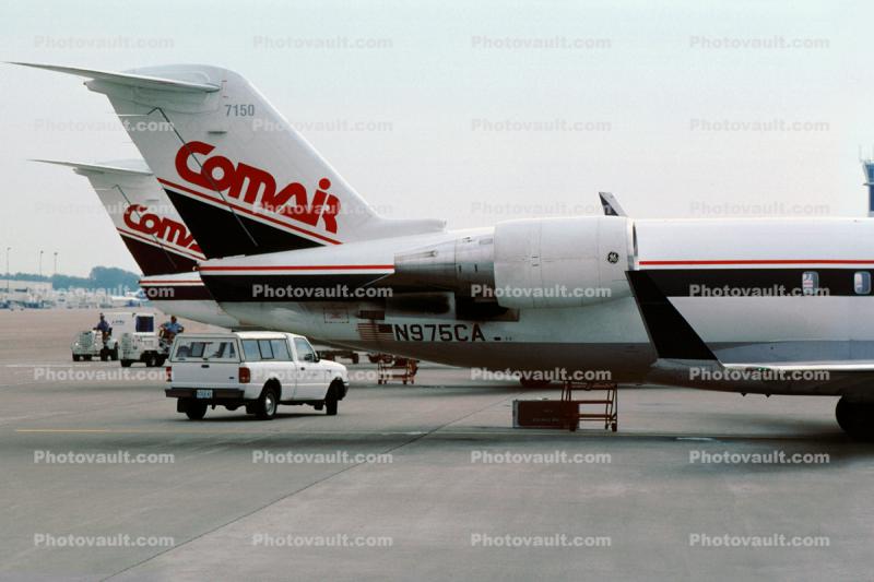 N975CA, Canadair CRJ-100ER, Delta Connection, CF34-3A1, CF34