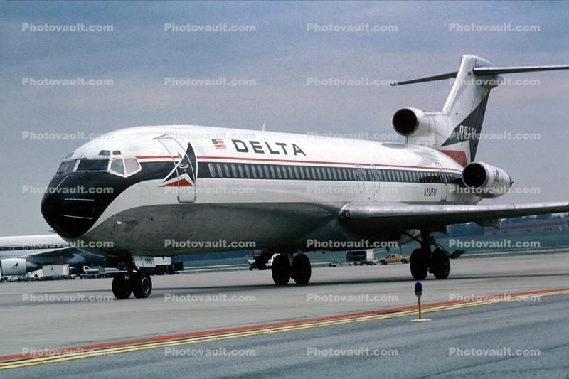 N2816W, Boeing 727-247, Delta Air Lines DAL, JT8D-15 s3, JT8D, 727-200 series