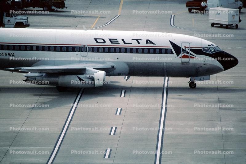 N245WA, Boeing 737-247, Delta Air Lines, JT8D