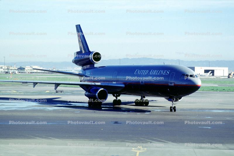 N1857U, United Airlines UAL, Douglas DC-10-30CF, San Francisco International Airport (SFO), CF6-50C2, CF6