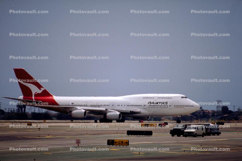 Boeing 747, Qantas Airlines