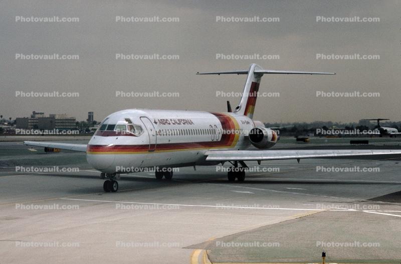 XA-SWH, Douglas DC-9-32, Aero California, LAX, JT8D