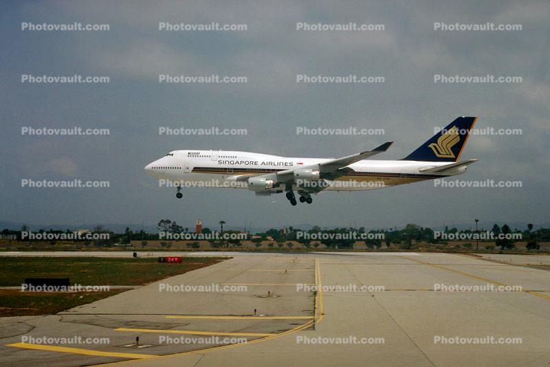 9V-SPH, Boeing 747-412, Singapore Airlines SIA, PW4056, PW4000