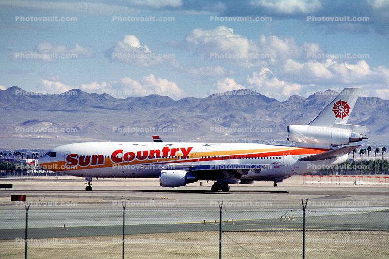 N154SY, Sun Country Airlines, Douglas DC-10-15