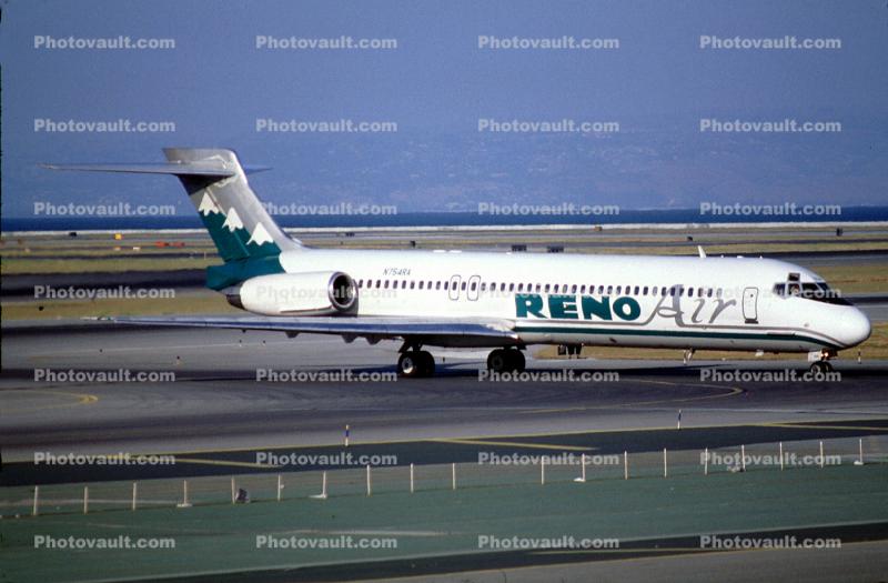 Reno Air ROA, N754RA, McDonnell Douglas MD-87, DC-9-87, (SFO), JT8D