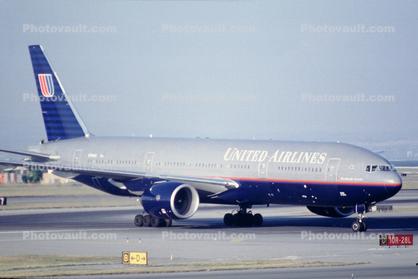 PW4090, PW4000, N794UA, United Airlines UAL, Boeing 777-222ER, (SFO), 777-200 series