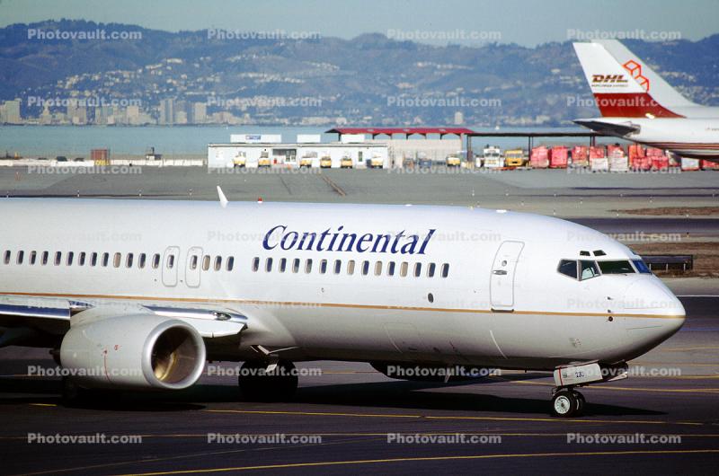 N14230, Boeing 737-824, (SFO), Continental Airlines COA, CFM56-7B26, CFM56,  737-800 series