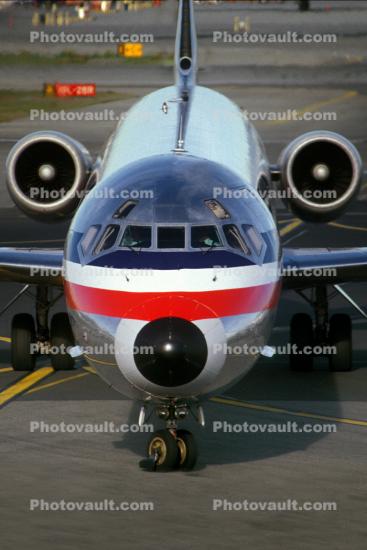 American Airlines AAL, McDonnell Douglas MD-82, (SFO), N458AA, JT8D-217C, JT8D, head-on