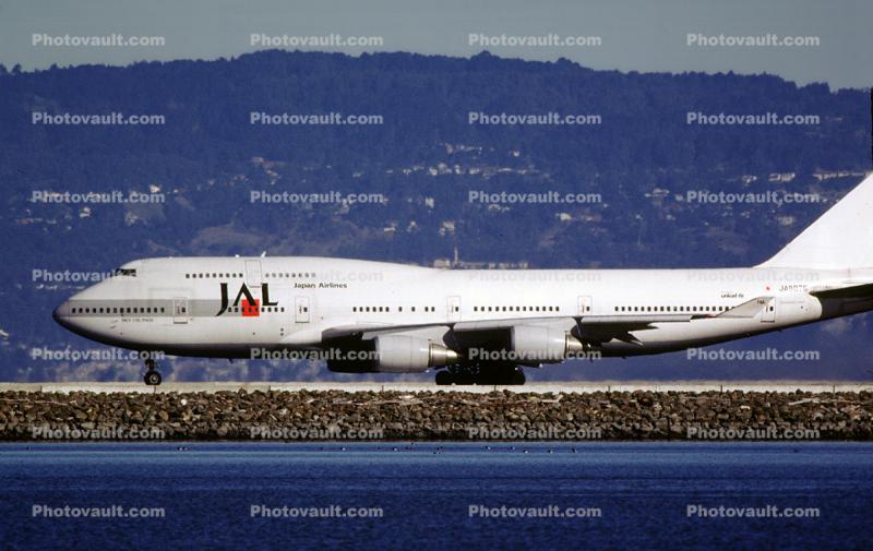 JA8076, Boeing 747-446, (SFO), Japan Airlines JAL, 747-400 series, CF6, CF6-80C2B1F