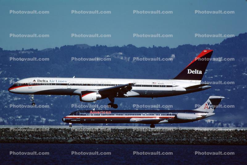 N690DL, Delta Air Lines, Boeing 757, American Airlines AAL, Douglas DC-9, San Francisco International Airport (SFO)