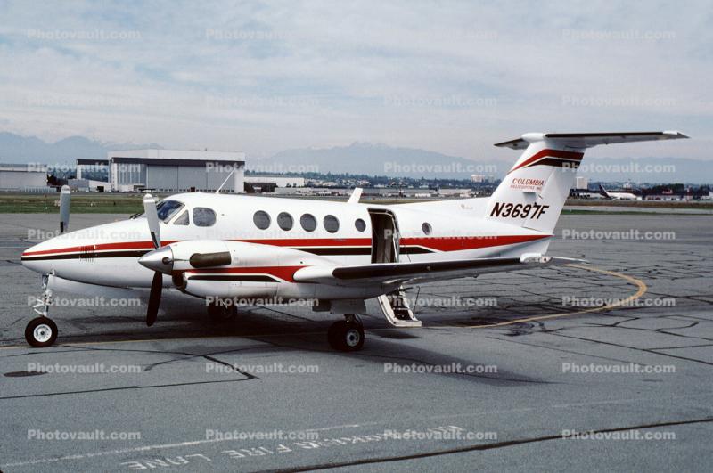 N3697F, Beech 200C, Columbia-Helicopters, PT6A