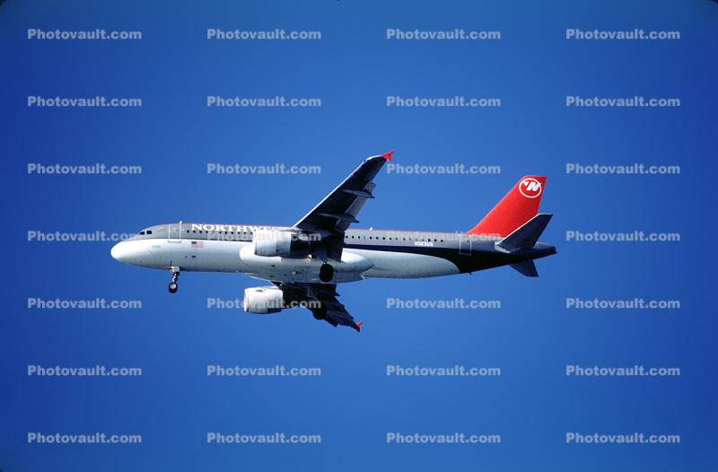 N325US, Airbus 320-211, Northwest Airlines NWA, CFM56, CFM56-5A1