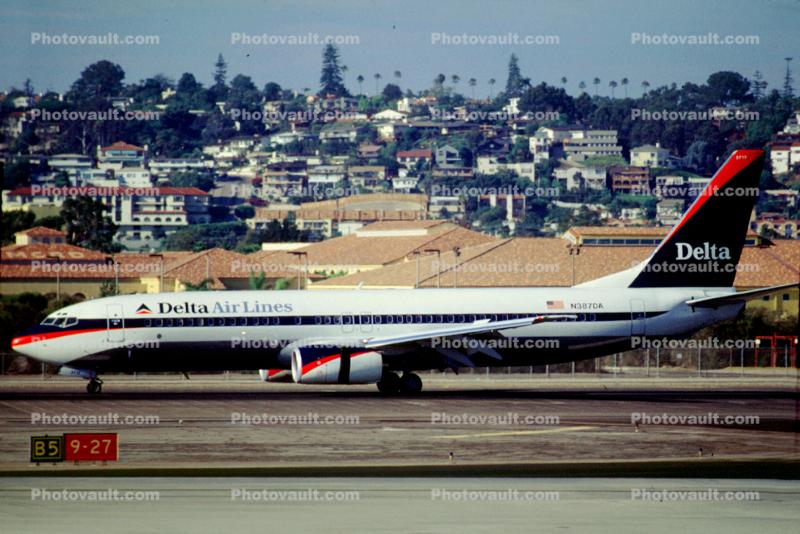 N387DA, Boeing 737-832, Delta Air Lines, San Diego International Airport, 737-800 series, CFM56-7B2, CFM56