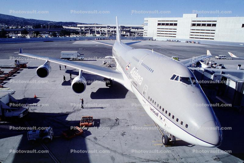 HL7423, Boeing 747-48E, (SFO), CF6, 747-400 series, CF6-80C2B1F