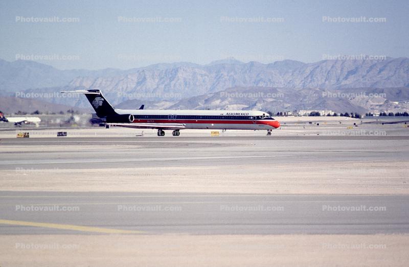 XA-TLH, McDonnell Douglas MD-83, Aeromexico, JT8D, Harry Reid International Airport, JT8D-219