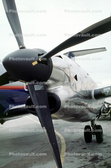 Pratt & Whitney PW118A Turbo-Prop, Skywest, United Express UAL, N227SW, Embraer Brasilia EMB-120ER