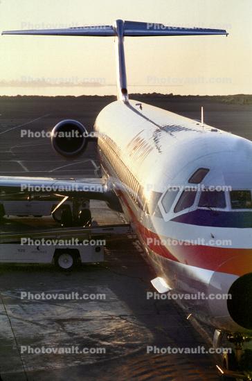 N449AA, American Airlines AAL, McDonnell Douglas MD-82, JT8D-217C, JT8D