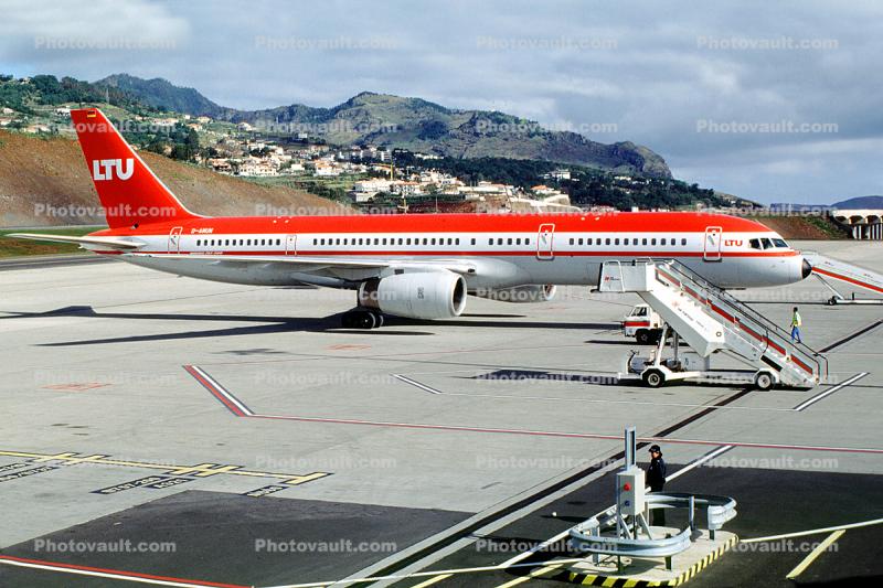 D-AMUM, LTU Airways, Boeing 757-2G5F, Funchal Madeira, RB211-535 E4, RB211