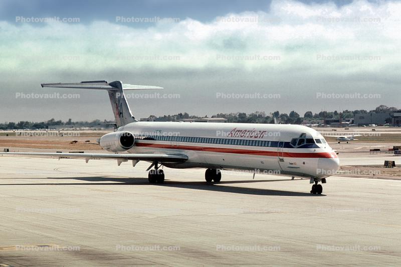 N823RA, American Airlines AAL, McDonnell Douglas MD-82, (SFO), Super-80, JT8D, JT8D-217C, JT8D