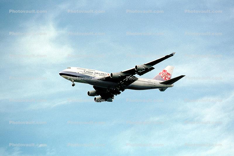 B-18207, Boeing 747-409, China Airlines CAL, 747-400 series, PW4056, PW4000