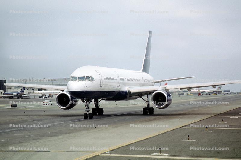 N528AT, Boeing 757-23N, LAX, RB211-535 E4, RB211, Boeing 757-200 series
