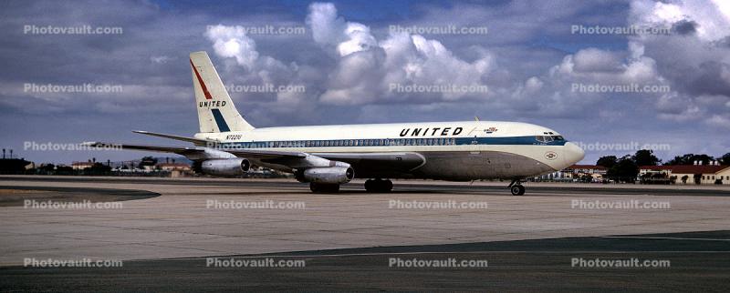 N7221U, Boeing 720 022, Mainliner, United Airlines UAL, 720 series, JT3C-7, JT3