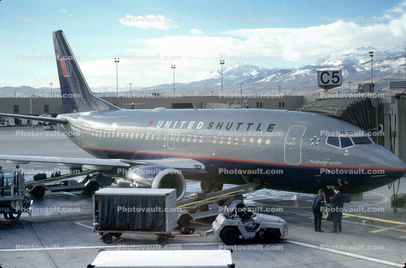 N925UA, United Shuttle, Boeing 737-522, 737-500 series, CFM56-3C1, CFM56