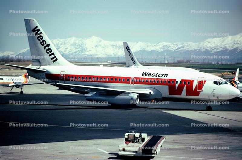 N4511W, Boeing 737-247, Western Airlines WAL, JT8D-9, JT8D