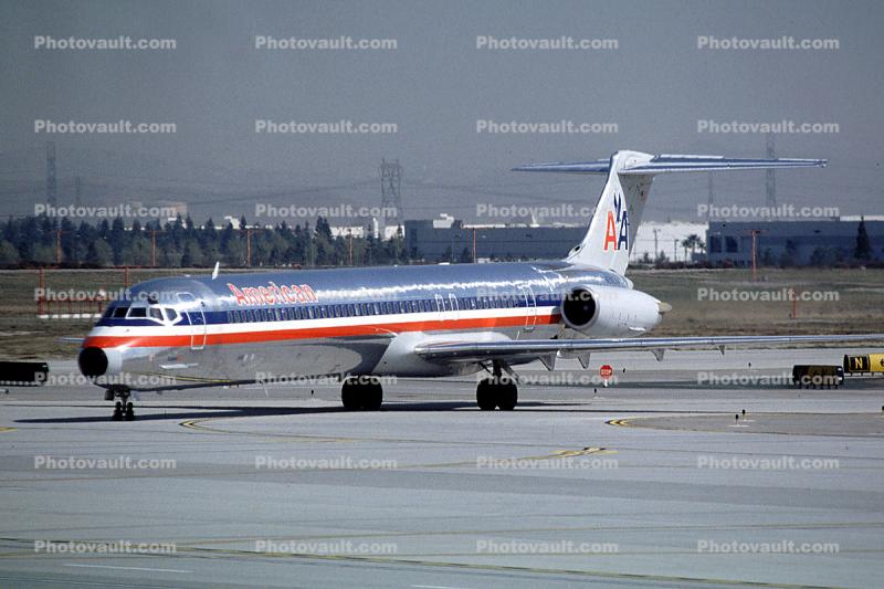N245AA, McDonnell Douglas MD-82, American Airlines AAL, JT8D-217C, JT8D