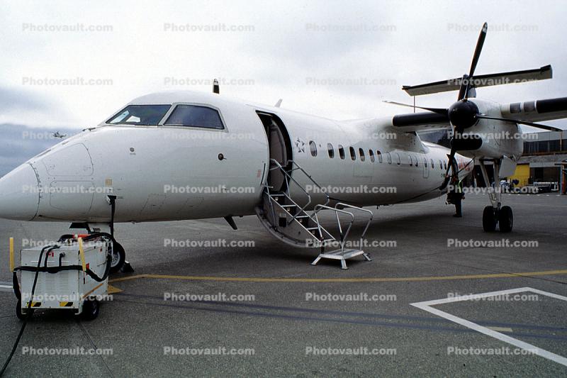 C-FADJ, DHC-8 102A, de Havilland Canada Dash-8, Air Canada ACA, Q100, generic