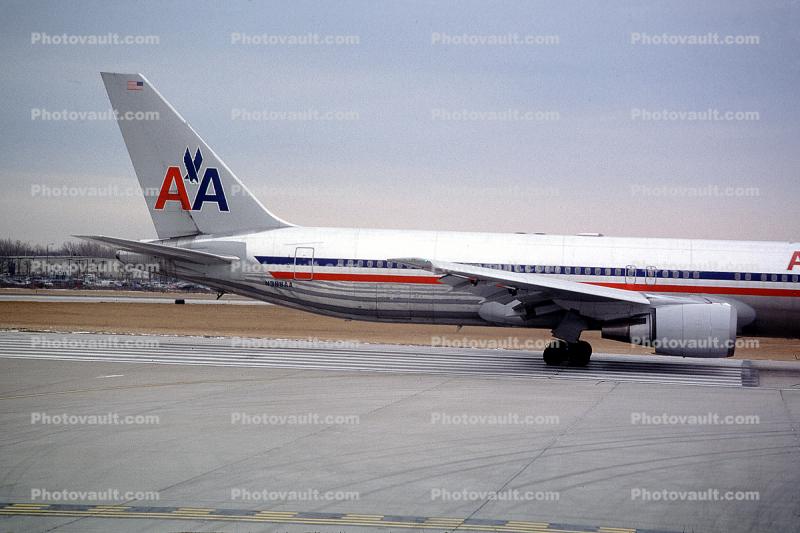 American Airlines AAL, Boeing 767, N388AA, Boeing 767-323ER, 767-300 series