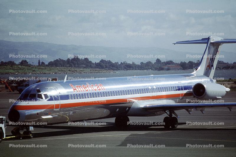 N579AA, McDonnell Douglas MD-82, Super-80, JT8D