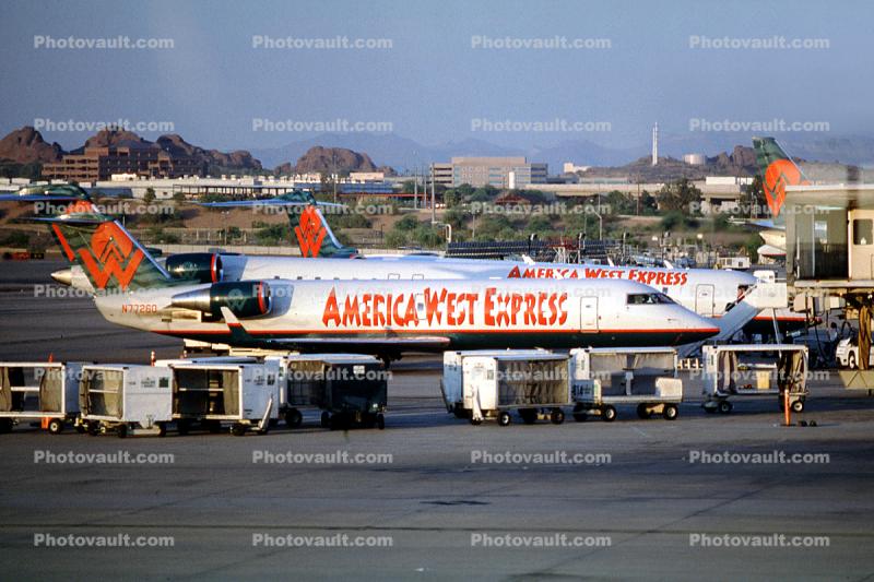 N77260, CRJ-200LR, Mesa Airlines, America West Express, Sky Harbor, (PHX)