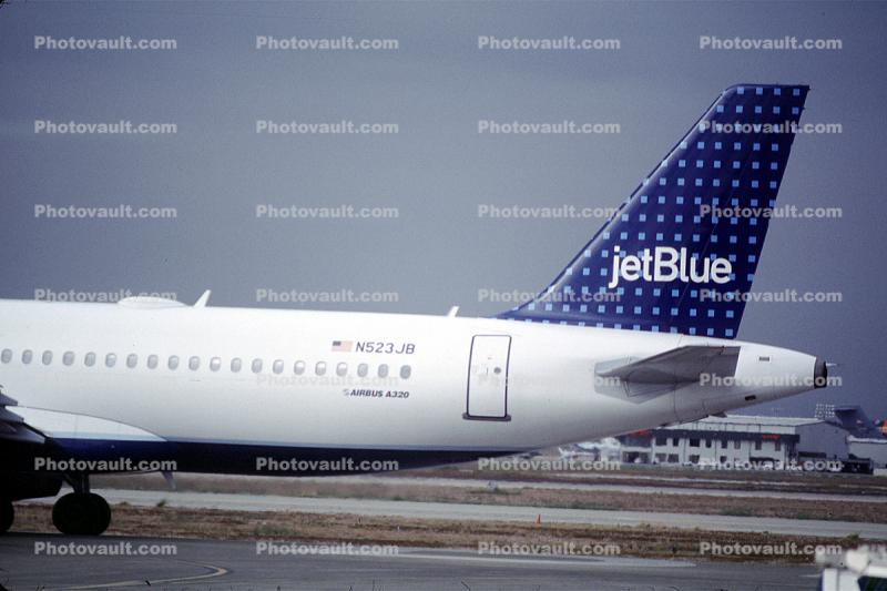 N523JB, JetBlue Airways, Airbus A320-232, Born To Be Blue, V2527-A5, V2500