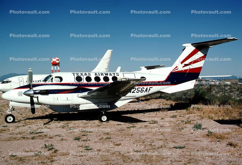 N256AF, Texas Airways, Beech B200 King Air (BE.1300), PT6A
