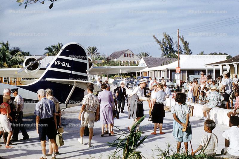 Crowds, Grumman G-21A Goose, Bahamas Airways Ltd, VP-BAL, 1950s