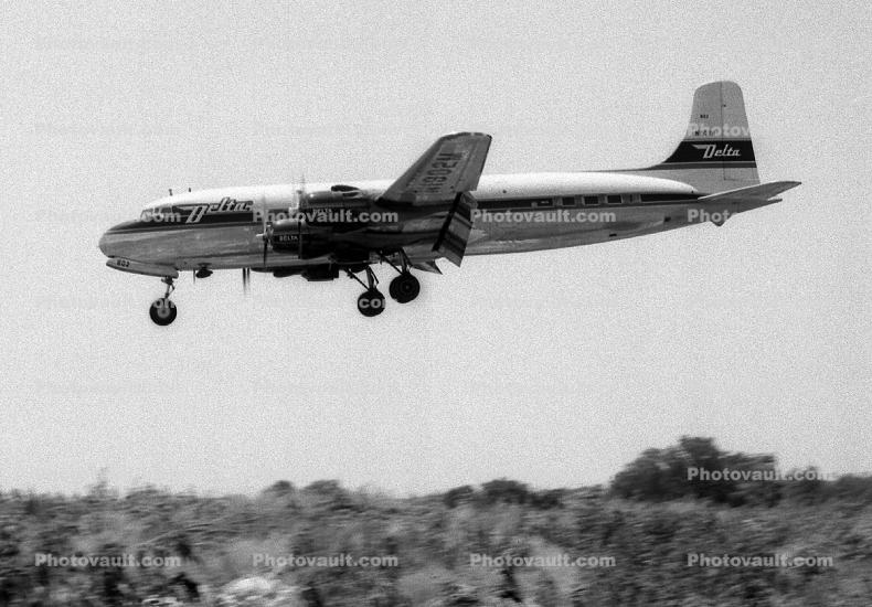 N1902M, Delta Air Lines, Douglas DC-6, R-2800, 1950s