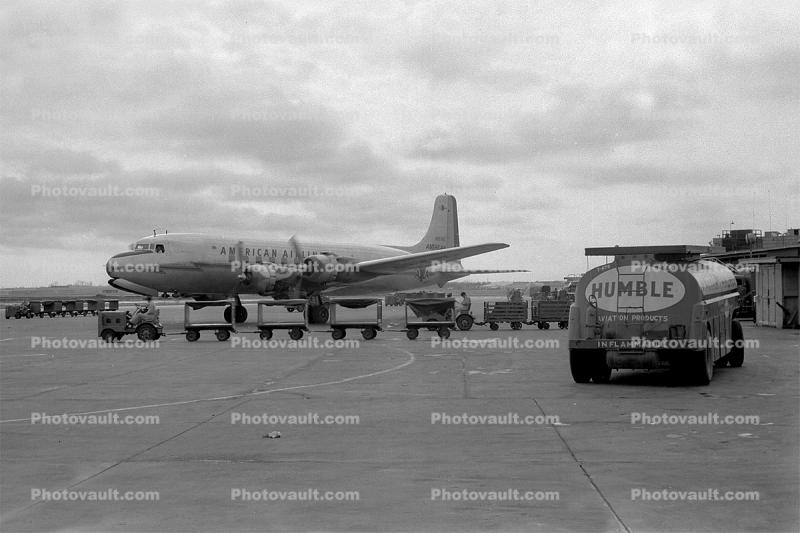 American Airlines AAL, Humble Oil Gas Truck, N90745, Flagship Springfield, Douglas DC-6, Ground Equipment, 1950s