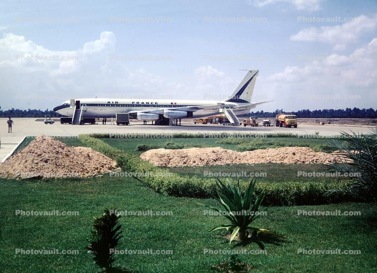 F-BHSN, Air France AFR, Boeing 707-328 KC-707, Valencay, JT4A